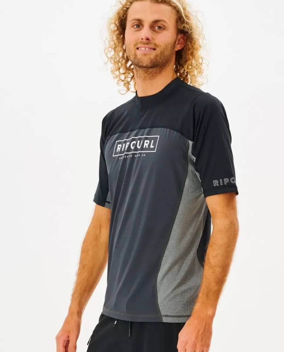 T-shirt UV Drive Relazada E Manga Curta
